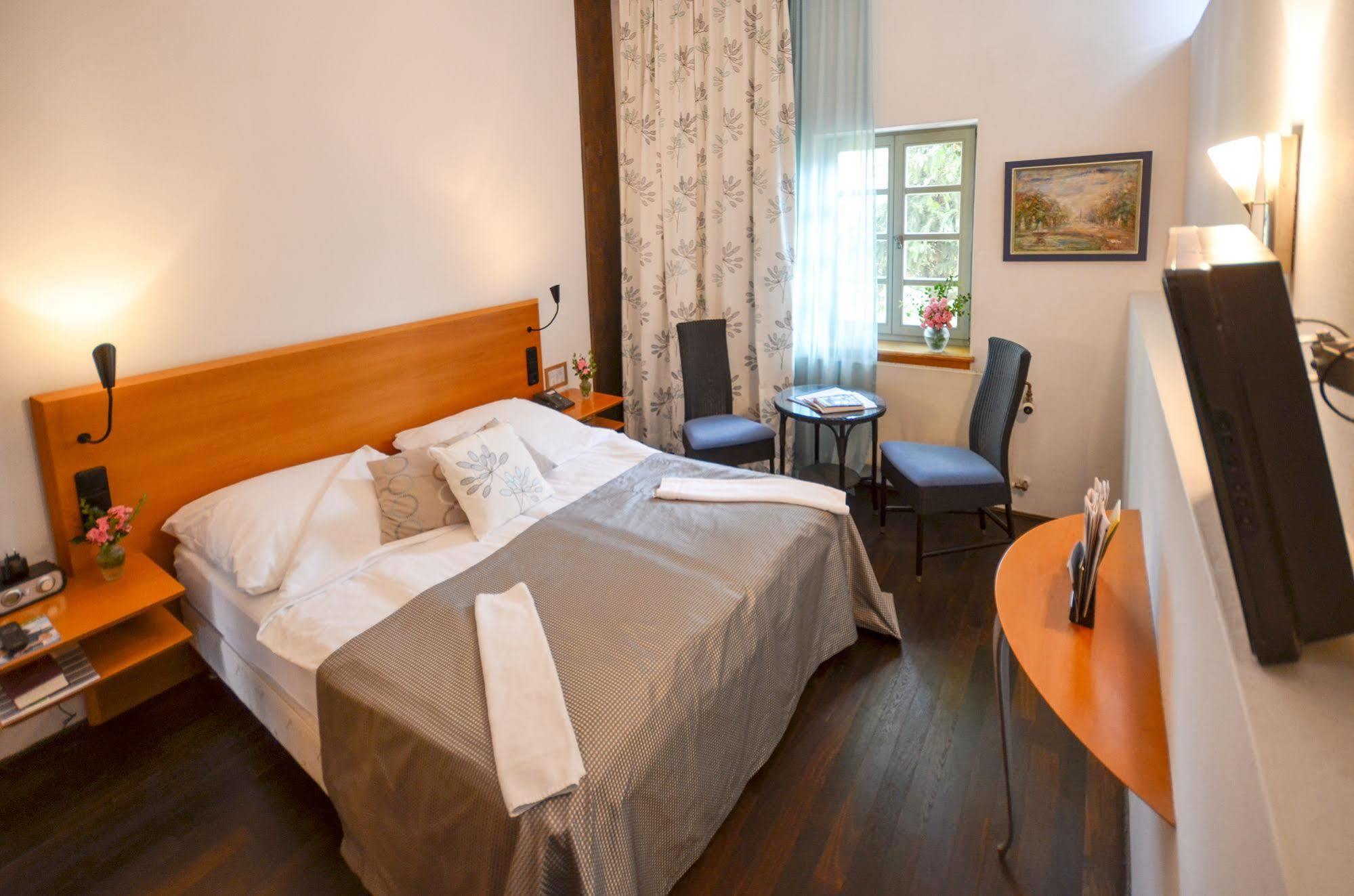 Restaurant & ****Hotel Hoeerhof 아이슈타인 외부 사진